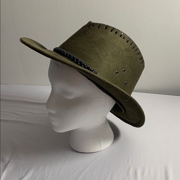 Green Hat - Picture 2 of 6